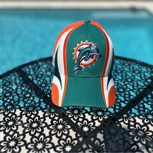 Vintage Miami Dolphin’s Reeboks hat
